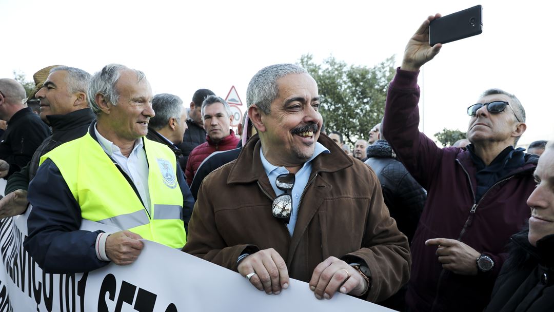 Os sindicatos da PSP queixam-se também da falta de diálogo do ministro da Administração Interna, Eduardo Cabrita, e sentem-se “ignorados pelo Governo”.