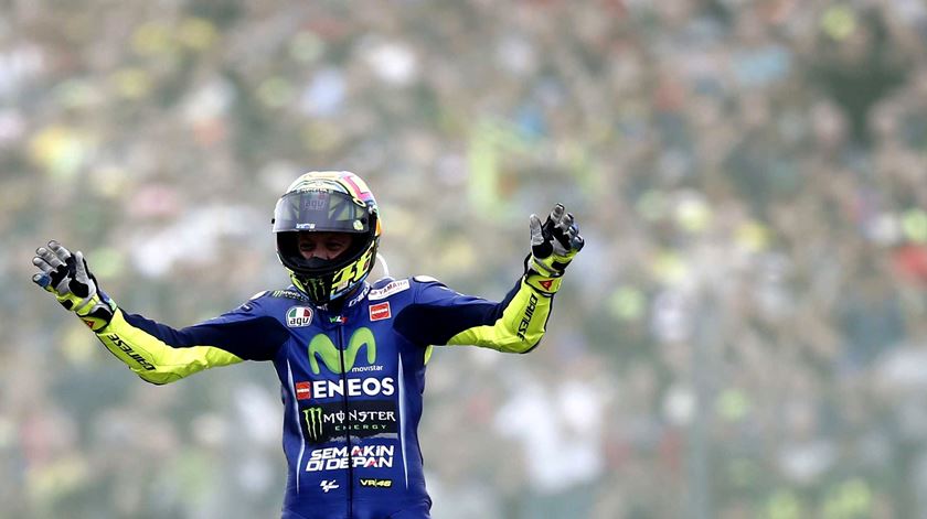 Valentino Rossi é o piloto que há mais tempo vence no Mundial de Motociclismo. Foto: Vincent Jannink/EPA