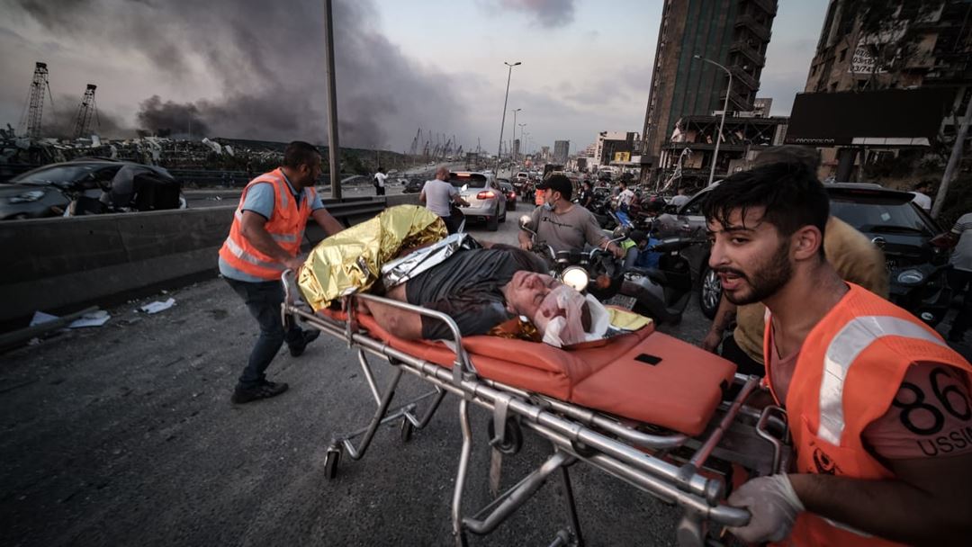 Os efeitos das explosões estão à vista: “Praticamente tudo ficou danificado”, conta o português.