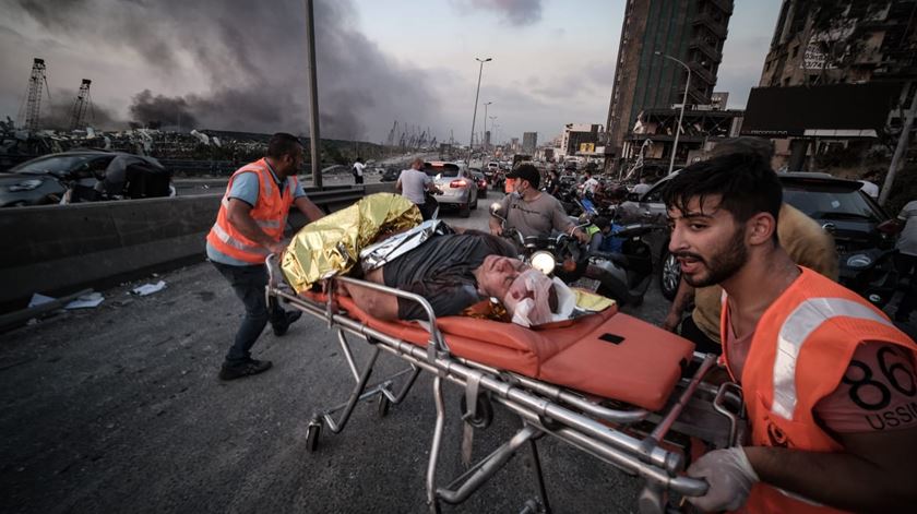Os efeitos das explosões estão à vista: “Praticamente tudo ficou danificado”, conta o português.