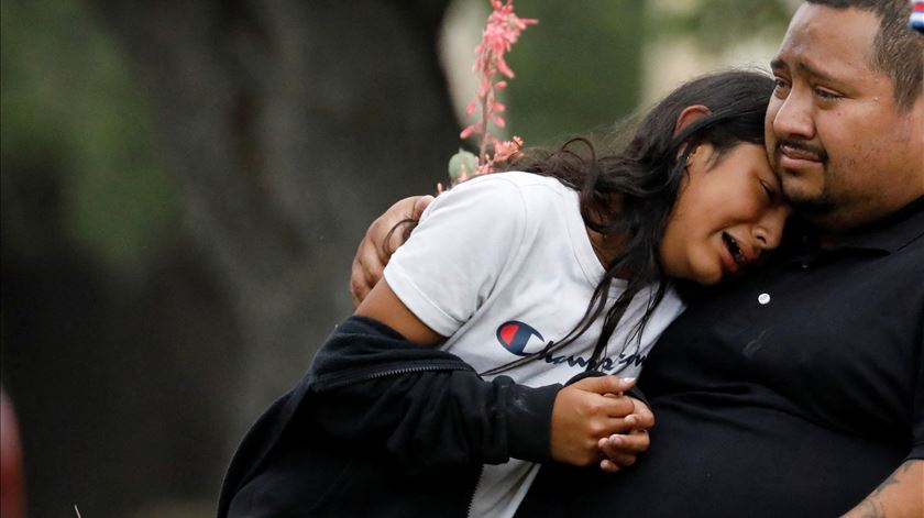 Pais em sofrimento. Foto: Marco Bello/Reuters