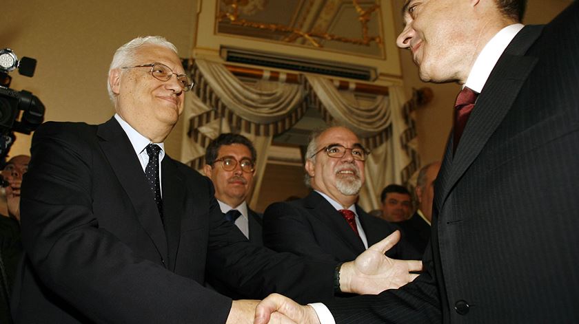 Freitas do Amaral foi ministro dos Negócios Estrangeiros no Governo de José Sócrates entre 2005 e 2006. Foto: Nacho Doce/Reuters