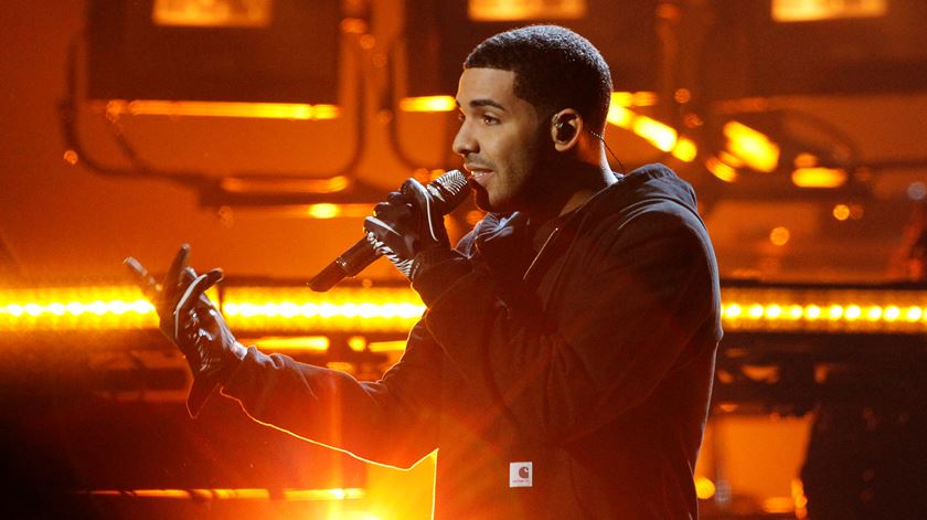 Artista canadiano Drake é um dos principais candidatos aos Grammys. Foto: Mario Anzuoni/Reuters