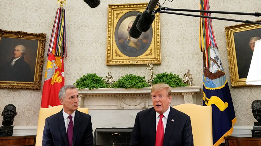 Trump recebeu o secretário-geral da NATO, Jens Stoltenberg, na Casa Branca esta semana. Foto: Joshua Roberts/Reuters
