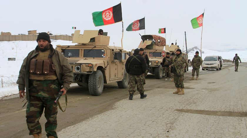 Afeganistão mobilizou várias tropas para o local do desastre, no distrito de Deh Yak, a fim de apurar mais informações. Foto: Mustafa Andaleb/Reuters
