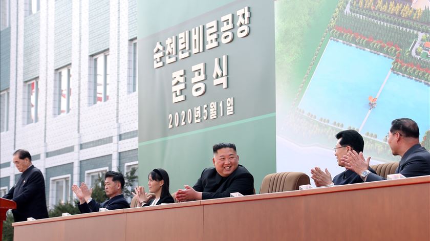Kim Jong Un, líder da Coreia do Norte, volta a aparecer em público. Foto: KCNA/Reuters