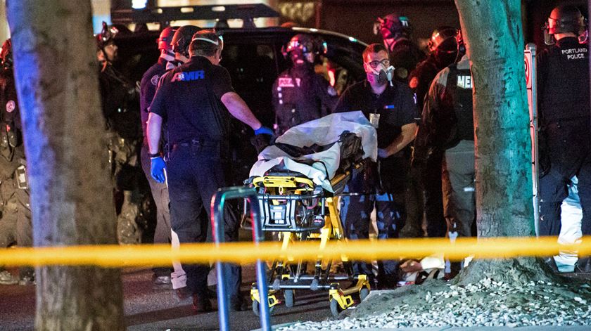 No sábado à noite, registou-se mais uma vítima mortal, na baixa de Portland. Foto: Mathieu Lewis-Rolland/Reuters