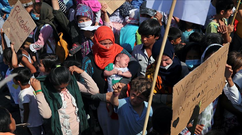 Protestos dos refugiados no campo de Moria, em Lesbos. Foto: Alkis Konstantinidis/Reuters