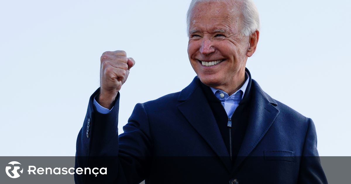 Campanha de Joe Biden angaria mais de 28 milhões de dólares numa única ação