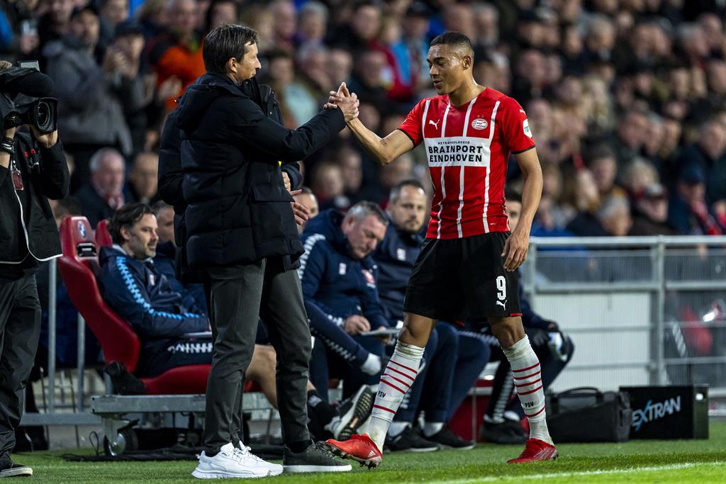 Carlos Vinícius foi jogador do PSV, com Roger Schmidt como treinador Foto: Pro Shots/Sipa USA via Reuters Connect