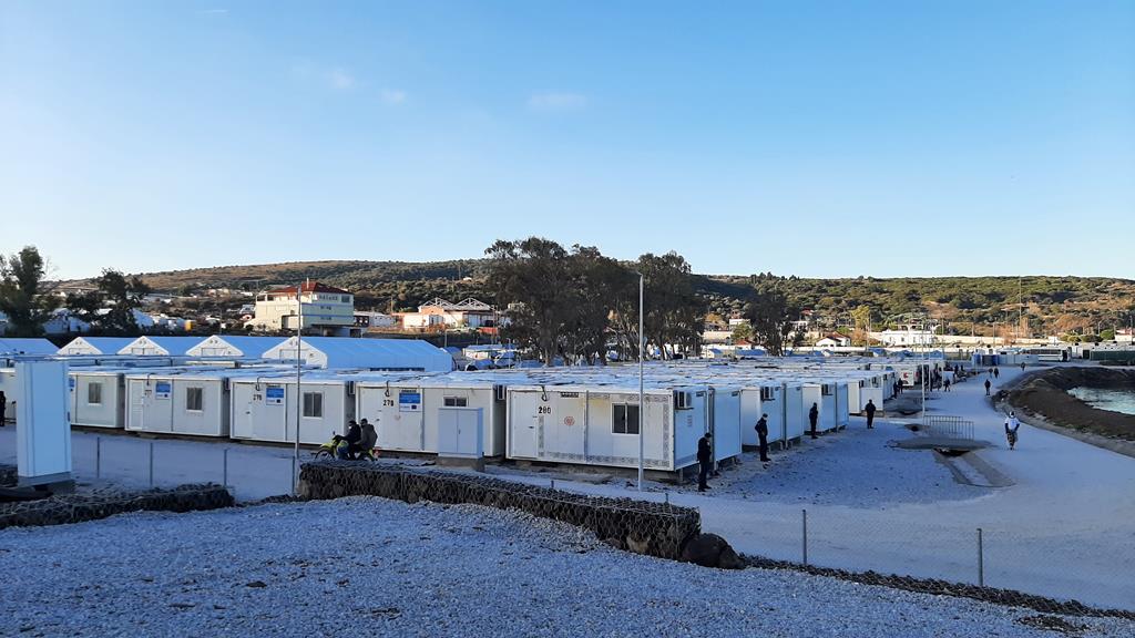Cerca de 2.200 pessoas vivem atualmente no campo refugiados de Lesbos.