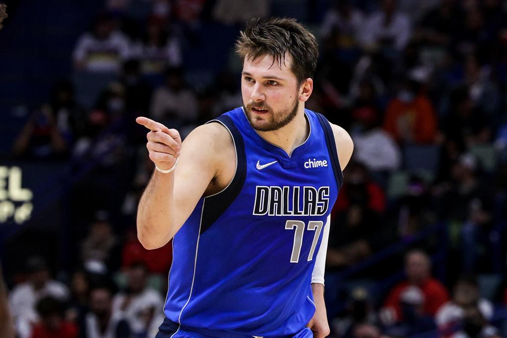 Resumo da NBA: Mavs vence jogo, mas perde Luka Doncic