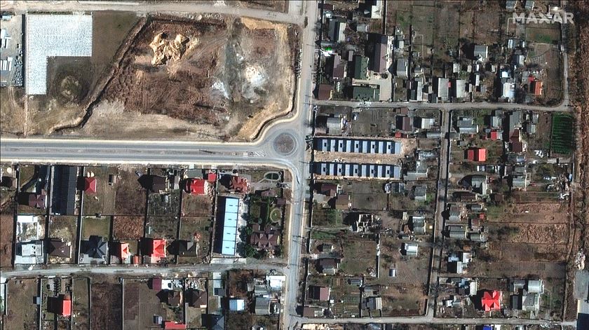 A destruição em Bucha, já depois da saída das tropas russas. Foto: Maxar Technologies
