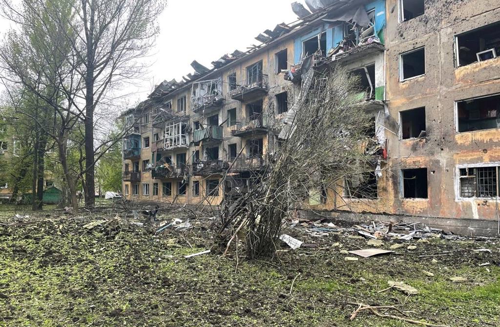 Destruição na cidade ucraniana de Lyman, em Donetsk Foto: Reuters