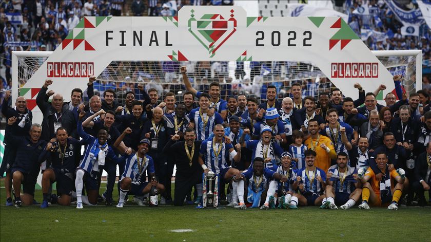 FC Porto festejou a Taça de Portugal no Jamor. Foto: REUTERS/Pedro Nunes