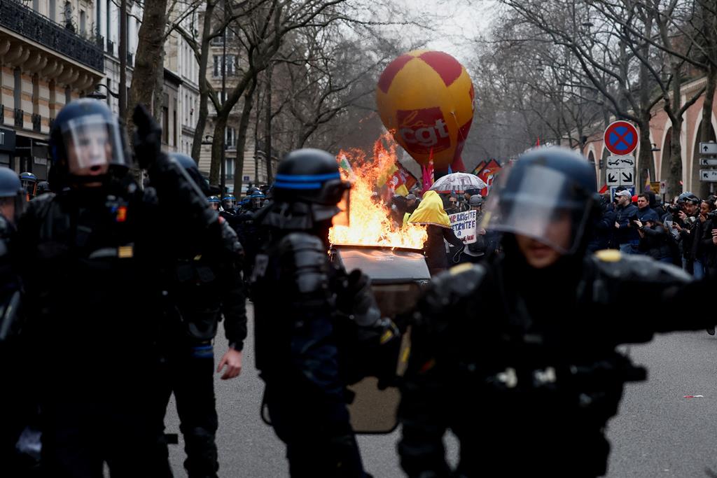 Protestos em Paris, França Foto: Reuters