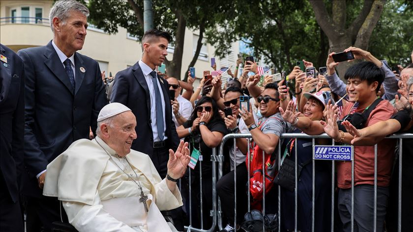 Papa Francisco no CCB, durante a JMJ Lisboa 2023. Foto: REUTERS/Guglielmo Mangiapane