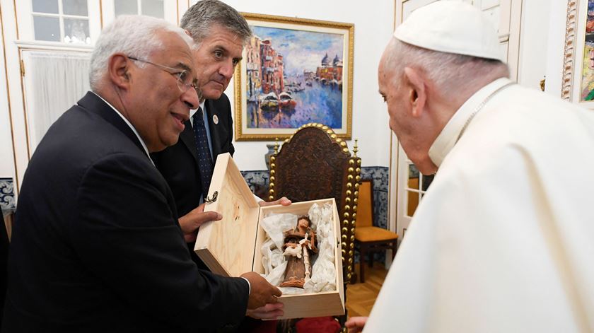 António Costa reúne-se com o Papa Francisco na Nunciatura Apostólica, em Lisboa. Foto: Vatican Media