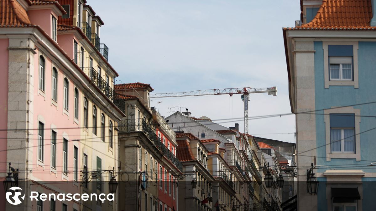 Câmara de Lisboa quer alienar terrenos para reforçar investimento na habitação