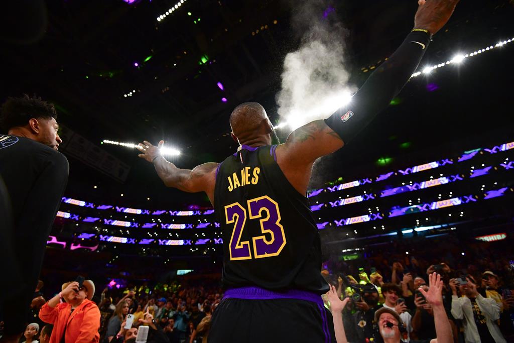 Lakers enfrenta o Jazz no primeiro jogo com mando de quadra