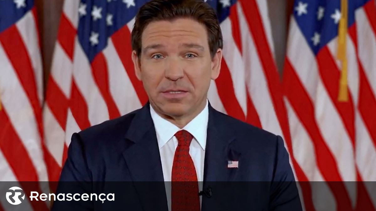 EUA. Ron DeSantis retira candidatura à Casa Branca para apoiar Donald Trump