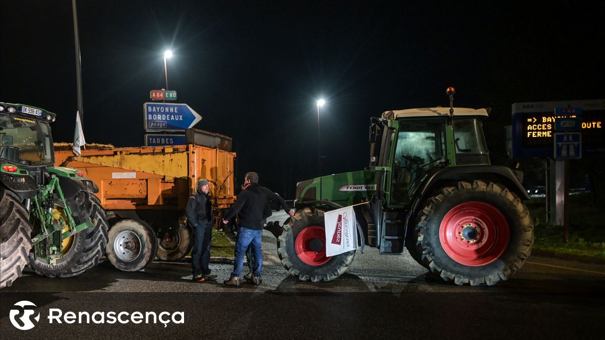 Camionistas portugueses afetados pelo protesto dos agricultores em França