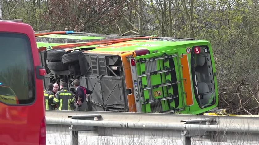 Acidente de autocarro Flixbus na Alemanha Foto: dpa via Reuters Connect