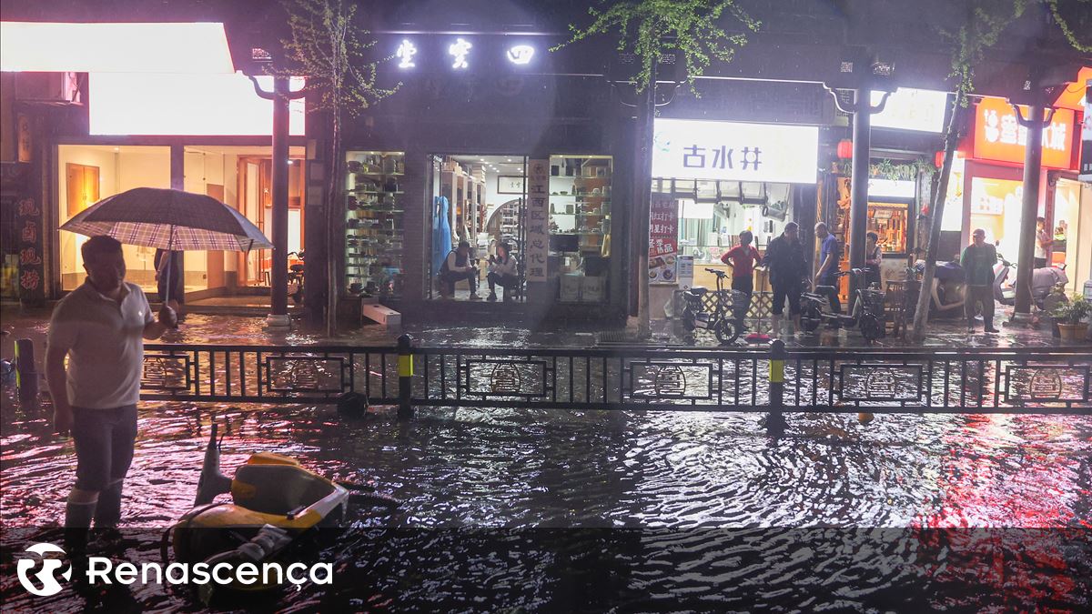 China. Tempestade de granizo causa sete mortos