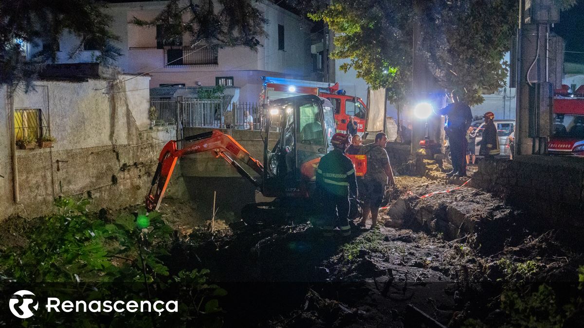 Dois desaparecidos devido a deslizamento de terras em Itália