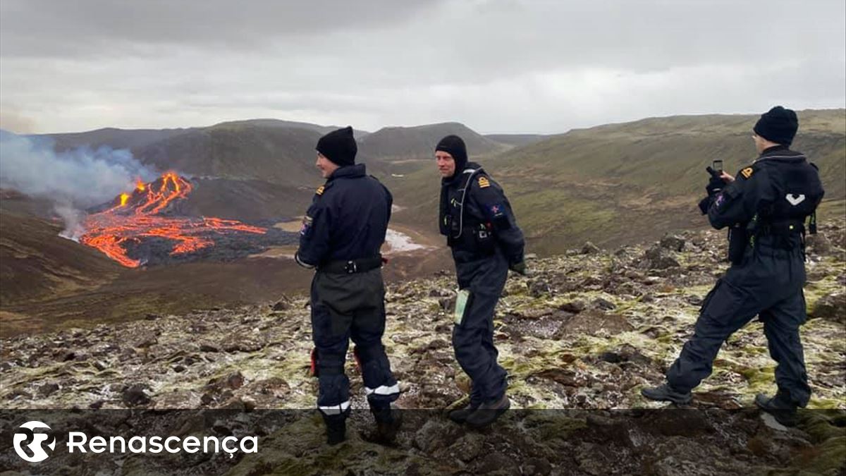 Islândia. Um morto e dois turistas desaparecidos em desabamento de gruta de gelo