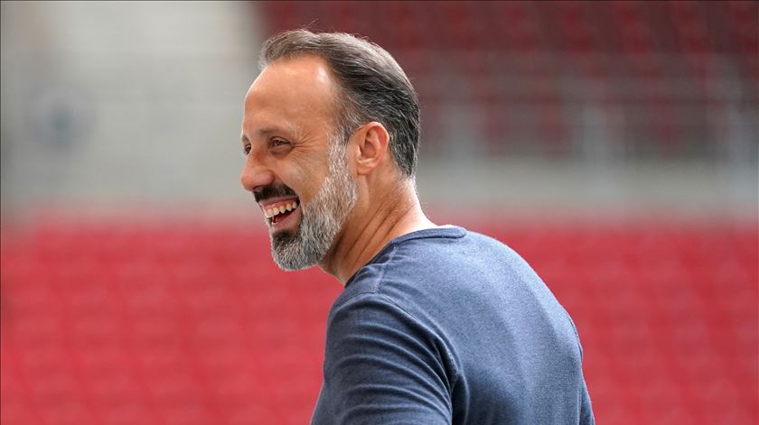 Hoffenheim de Eduardo Quaresma tem novo treinador