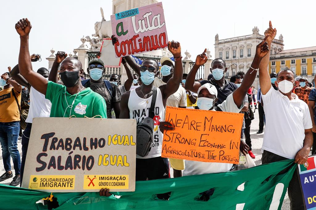 É preciso dar melhores salários aos migrantes, diz investigador português. Foto: António Cotrim/Lusa