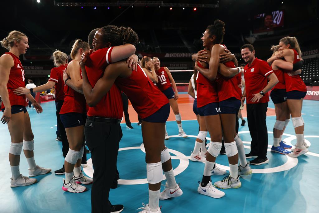 Vitória inesperada no voleibol selou a vitória americana. Foto: How Hwee Young/EPA