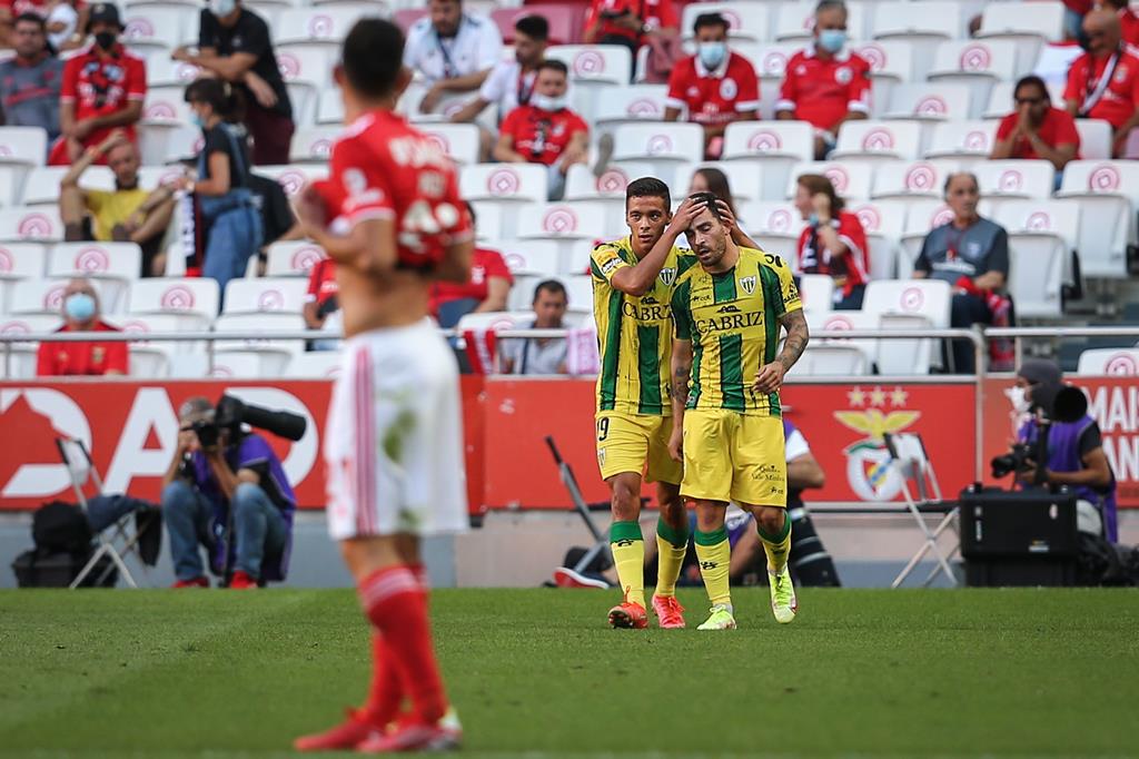 O Tondela já criou dificuldades ao Benfica, esta época. Esteve a vencer na Luz, mas acabou com derrota, por 2-1 Foto: Rodrigo Antunes/EPA