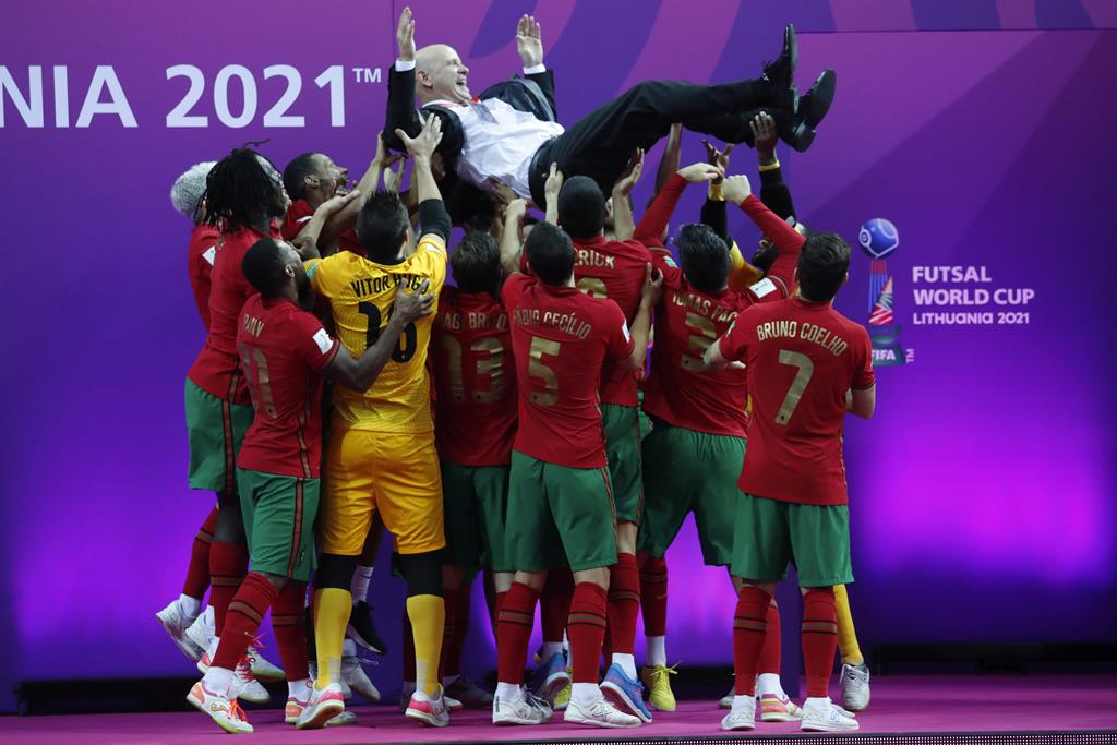 Convocados de Portugal para Mundial de futsal Renascença