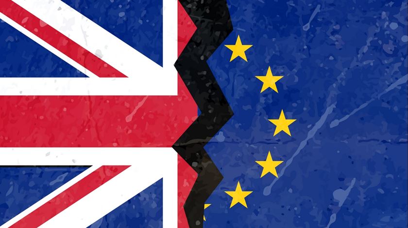 Brexit bandeiras Reino Unido e União Europeia Foto: Freepik