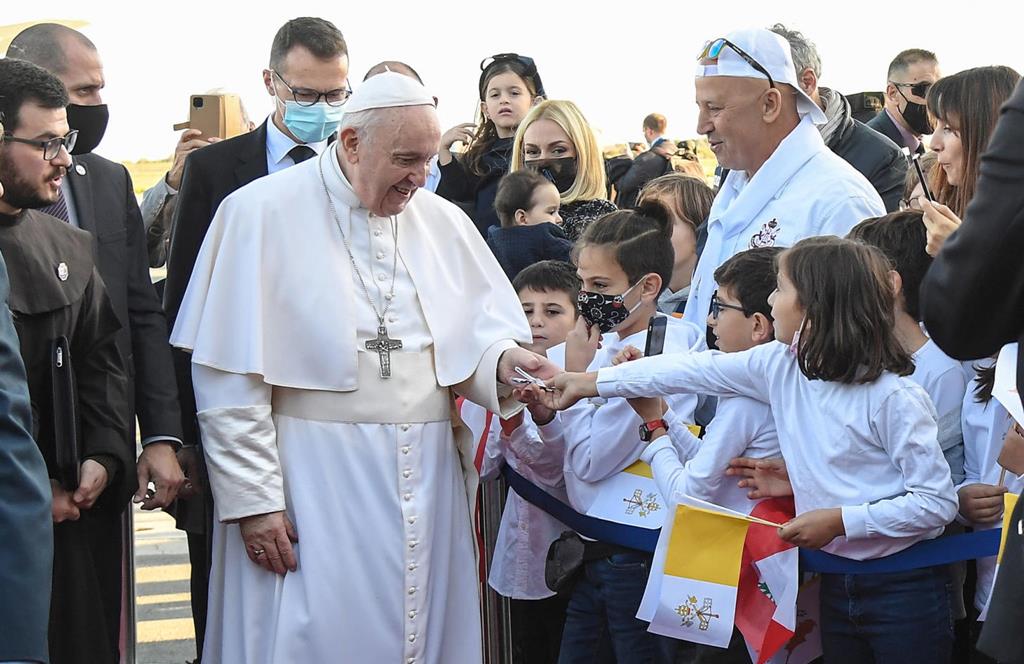 O Papa Francisco à chegada a Chipre. Foto: Alessandro Di Meo/EPA