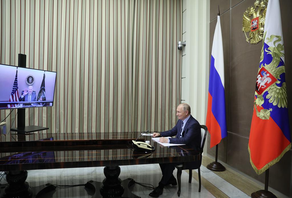 Vladimir Putin e Joe Biden reúnem-se por vídeoconferência Foto: Mikhael Metzel/Sputnik
