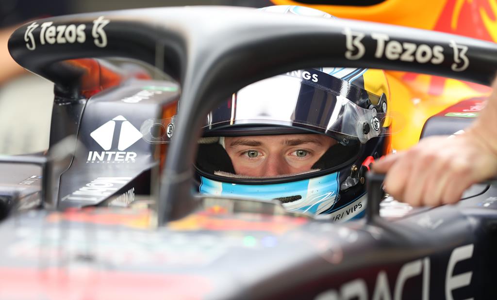 Fórmula 1 piloto Red-Bull Juri Vips Formula One Post-season test session in Abu Dhabi. Foto: Ali Haider/EPA