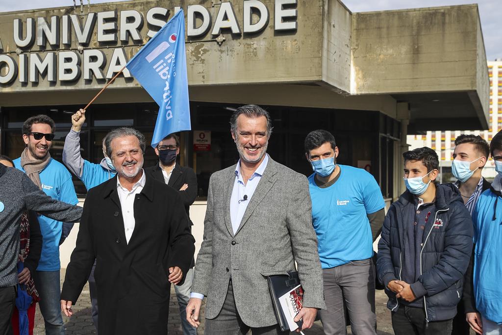 Legislativas/Iniciativa Liberal: visita ao Centro Hospitalar e Universitário de Coimbra. Foto: Paulo Novais/Lusa
