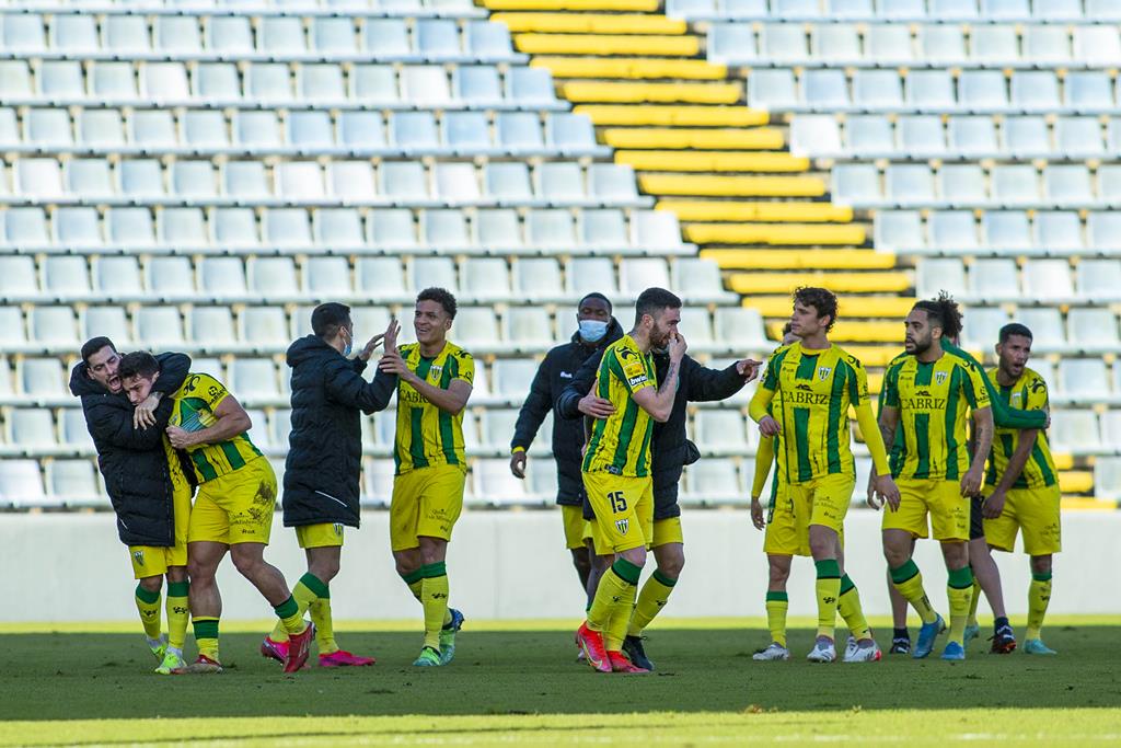 Futebol / 1ª Liga: Belenenses SAD desce de divisão ao empatar em