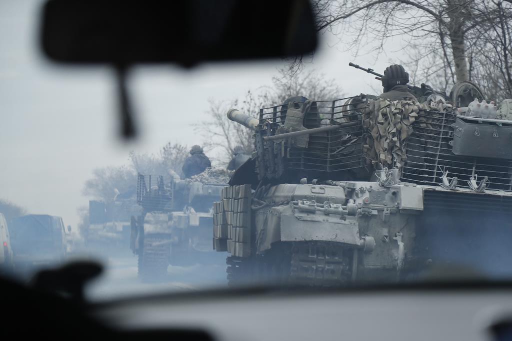 Tanque ucraniano perto da cidade de Severodonetsk. Foto: Zurab Kurtsikidze/EPA