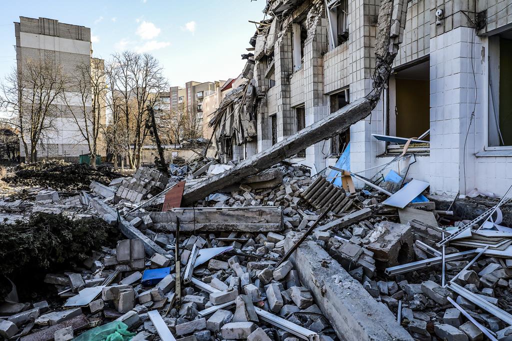 guerra na Ucrânia - escola de Zhytomyr destruída Foto: Miguel A. Lopes/Lusa