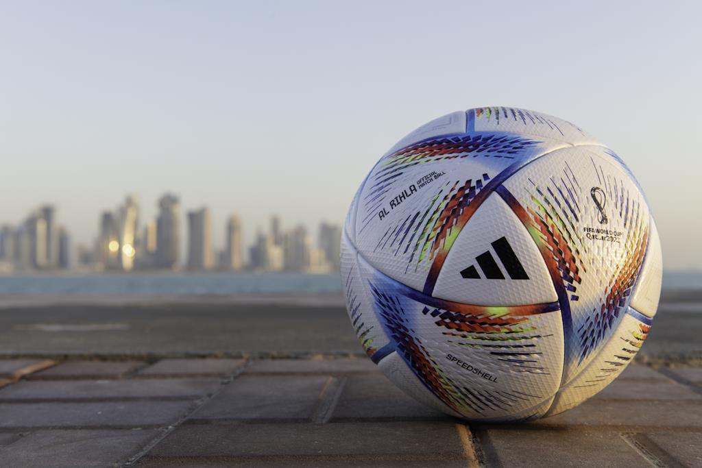 Al Rihla, bola oficial do Mundial 2022. Foto: Mohamed Ali Abdelwahid/FIFA/EPA