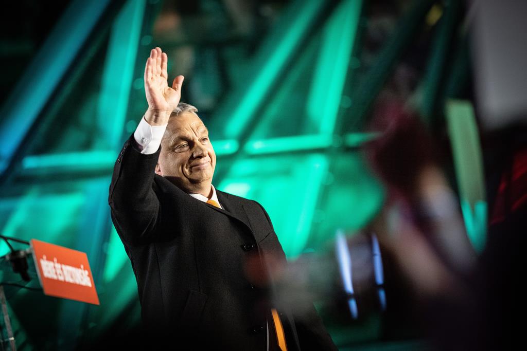Viktor Orbán na festa de vitória do Fidesz nas eleições legislativas da Hungria. Foto: Zoltan Fischer / Hungarin Prime Mnister Offic.../EPA