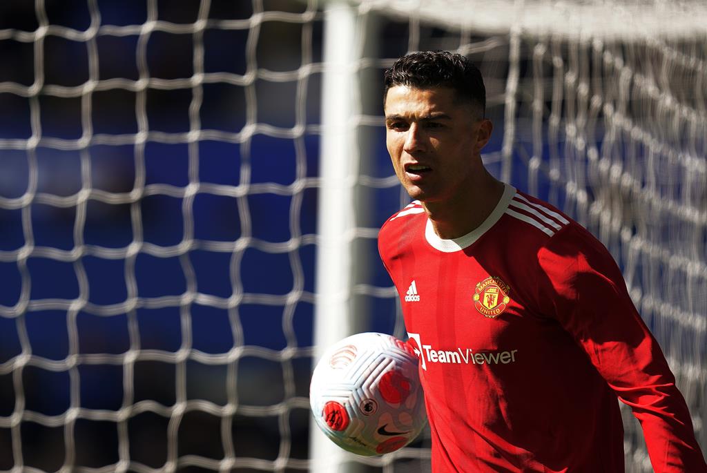 Cristiano Ronaldo pretende antecipar o fim da ligação com o Manchester United Foto: Tim Keeton/EPA
