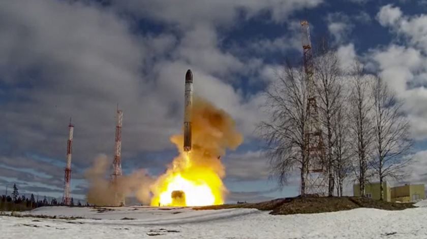 Rússia testa míssil balístico intercontinental Sarmat. Fotos: Ministério da Defesa