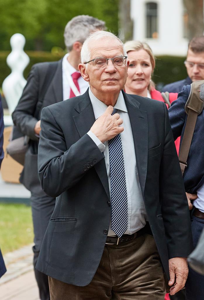 Josep Borrell espera que o G7 aprove mais ajuda militar à Ucrânia. Foto: Georg Wendt/EPA