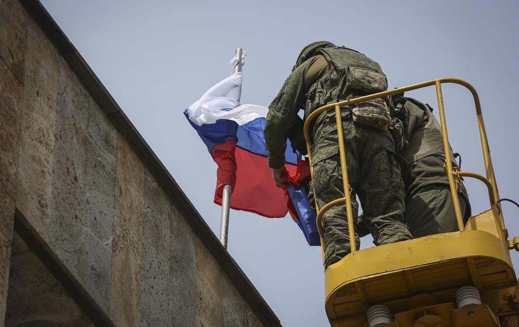Maio de 2022, quando a Rússia conquistou a cidade de Svetlodarsk, na região de Donetsk. Foto: Alessandro Guerra/EPA