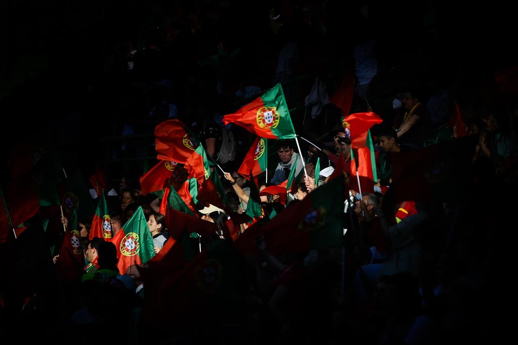 Elisabete Reis garante que o Portugal Fans Qatar Group não é pago para apoiar a seleção nacional Foto: Mário Cruz/Lusa